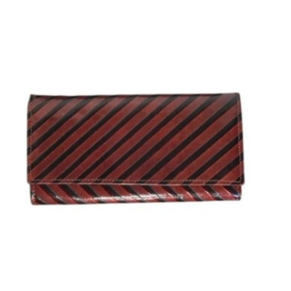 NWOT Beautiful Brown And Black Leather Wallet